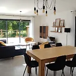 Maison Neuve Avec Piscine Chauffée De Mai à Septembre à 6 Minutes De La Casa vacanze