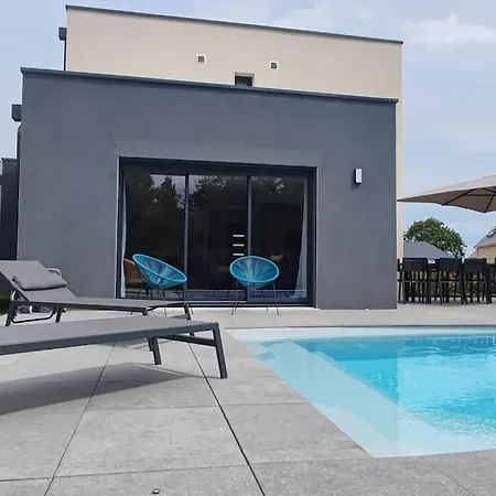 Дом отдыха Maison Neuve Avec Piscine Chauffee De Mai A Septembre A 6 Minutes De La Gonneville-en-Auge