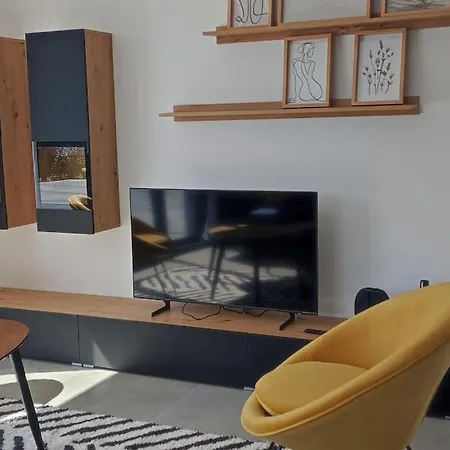 Maison Neuve Avec Piscine Chauffee De Mai A Septembre A 6 Minutes De La Дом отдыха Gonneville-en-Auge