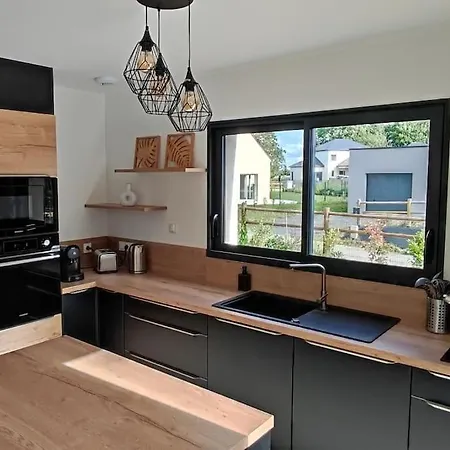 Maison Neuve Avec Piscine Chauffee De Mai A Septembre A 6 Minutes De La Дом отдыха *